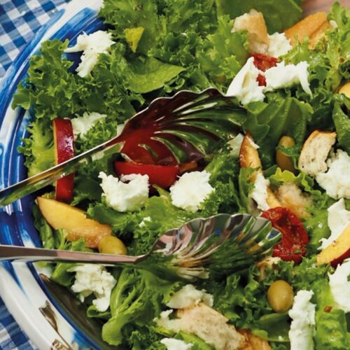 olivenlunden oppskrifter salat JM SOMMERSALAT pasjonsfruktbalsamico lucquesoliven urtesalt